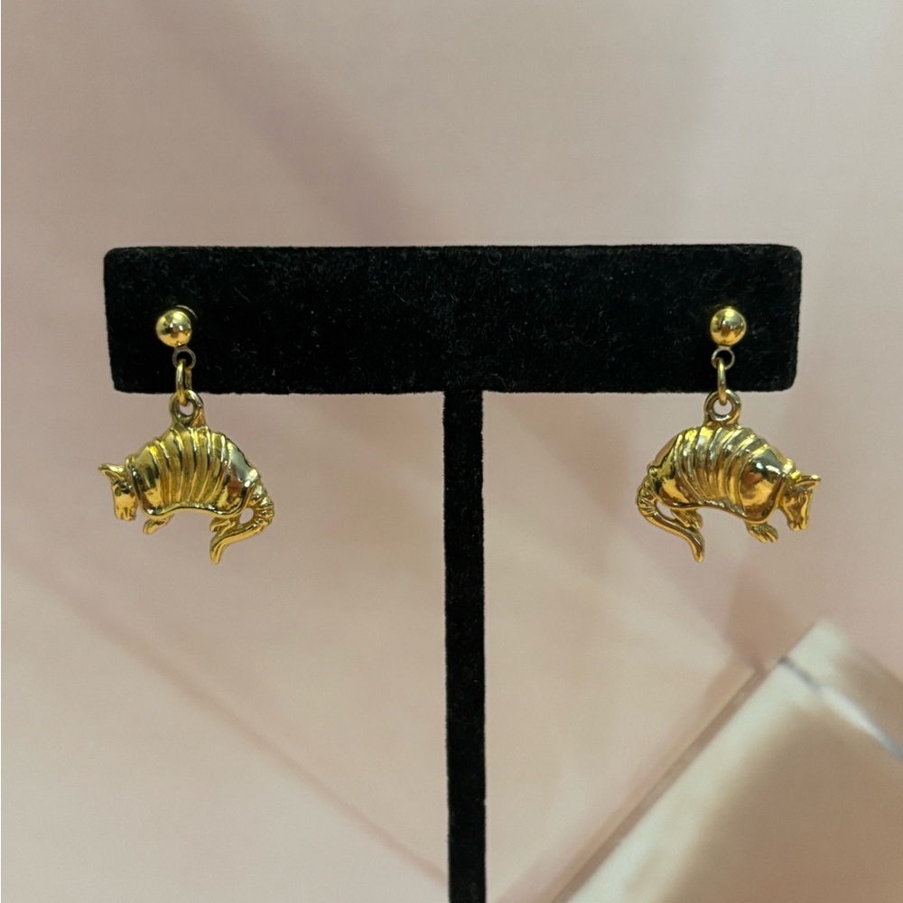 EGE ‘89 Pewter Gold Plated Armadillo Dangle Earrings 7/8”